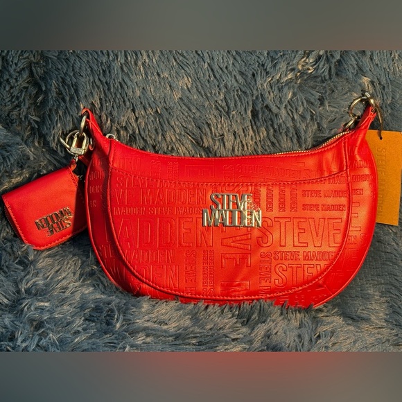 Steve Madden Vibrant Red Shoulder Bag with Silver Accents - Picture 6 of 12